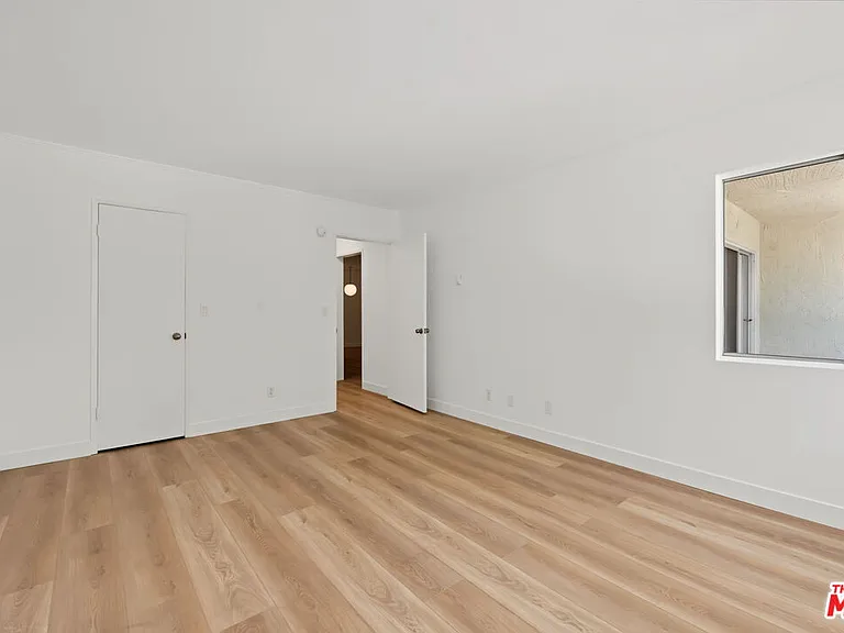 16169 W Sunset Blvd #203 — Photo 16