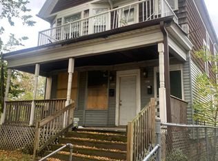 2425 N 38th St #2427, Milwaukee, WI 53210