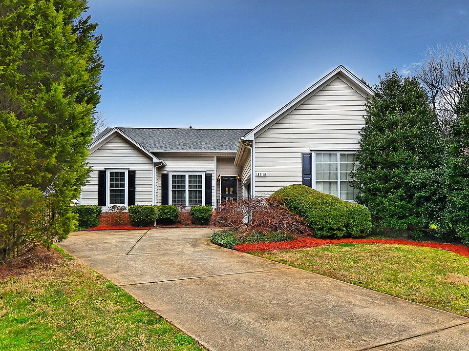 3 Bed, 2 Bath Updated Ranch