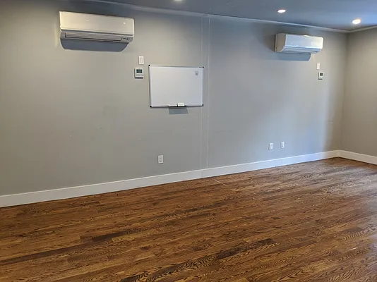 Rented by Lodger Corp | media 15