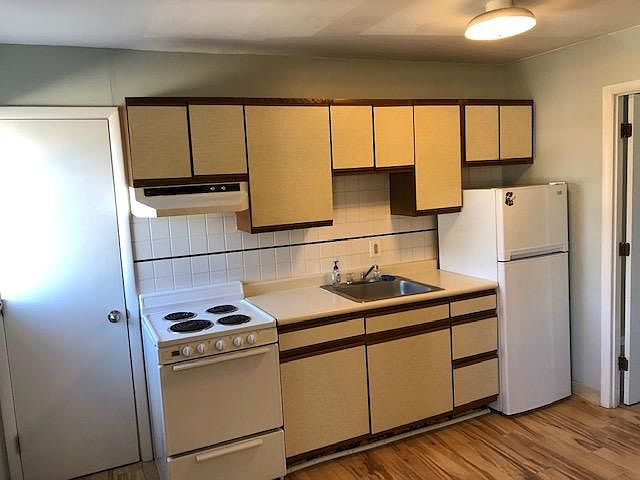 2nd image of 201 W Brigantine Ave #1B