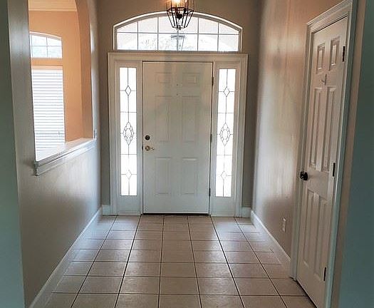 2nd image of 1646 Pebble Beach Blvd