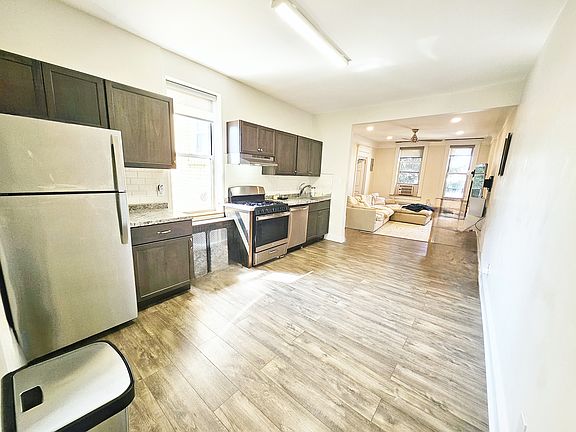 4th image of 23-17 32nd St #3
