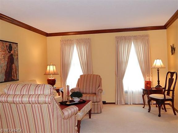 5th image of 15951 Kingswood Ct