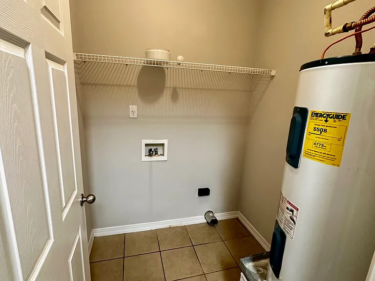 2154 Whispering Pines Blvd #3 — Photo 16
