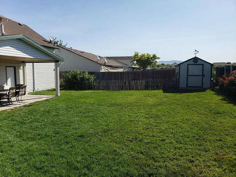 8631 W Wall Dr — Photo 4
