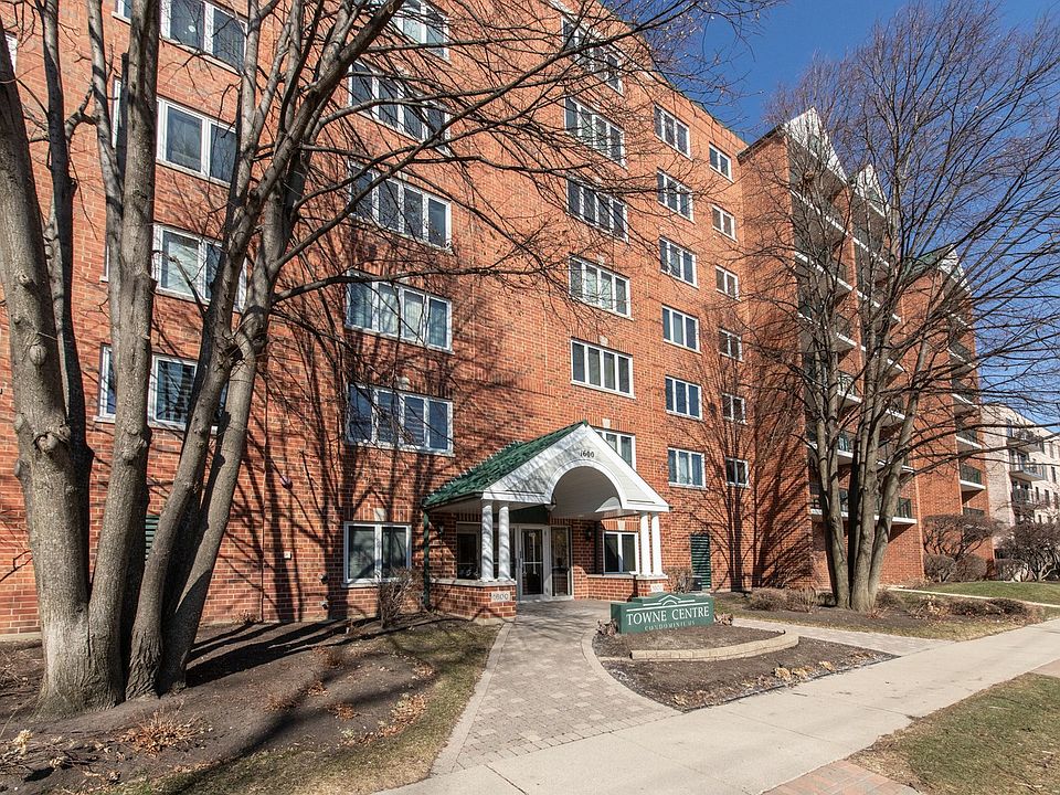 1st image of 1600 E Thacker St APT 301
