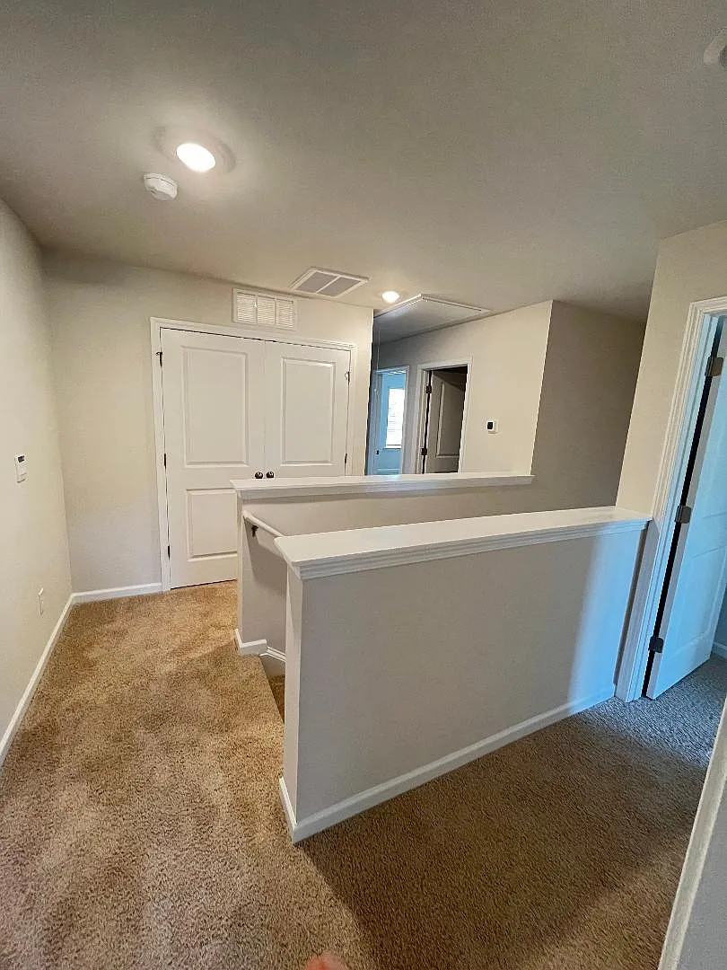 4 bed, 2.5 bath, 1658 sqft, $1,995 — Photo 3