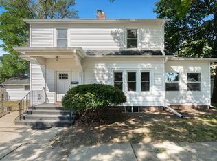 329 King St, Rockford, IL 61103