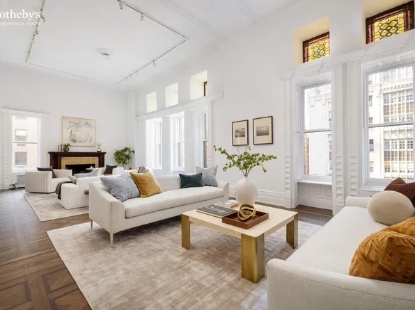 205 West 57th Street image 1 of 18