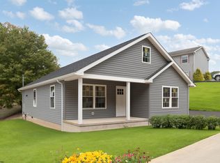 139 Montgomery Rd, Weston, WV 26452