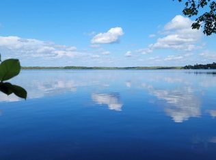 12 Farnsworth Rd, Orono, ME 04473