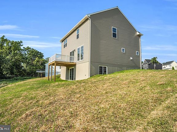 2nd image of 145 Tammy Dr