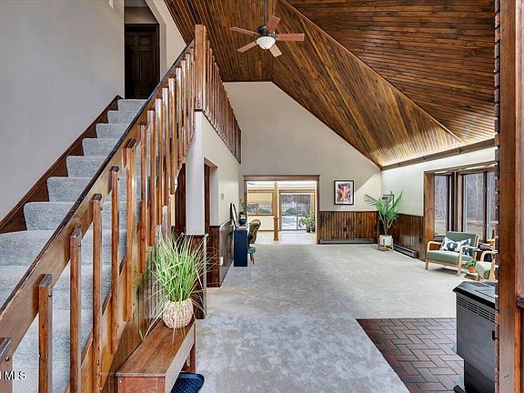 5th image of 3530 Galway Road