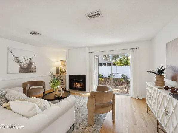 181 SYLVAN Drive, Atlantic Beach, FL 32233