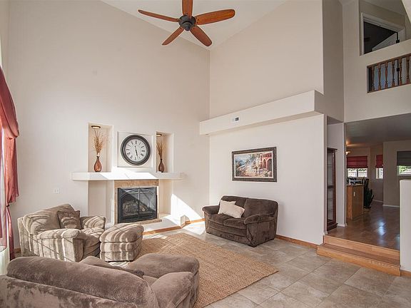 2nd image of 2700 Timberline Dr