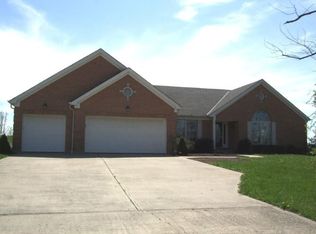 485 Grandin Ridge Dr, Maineville, OH 45039