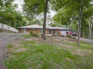 1013 N Cockrell Hill Rd, Desoto, TX 75115