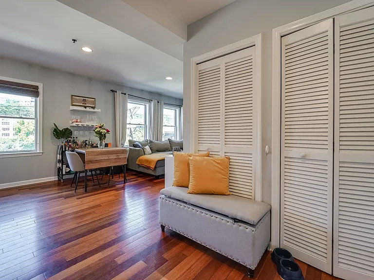 650 2nd St #4G — Photo 17