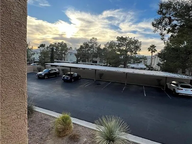 9325 W Desert Inn Rd #206 — Photo 27