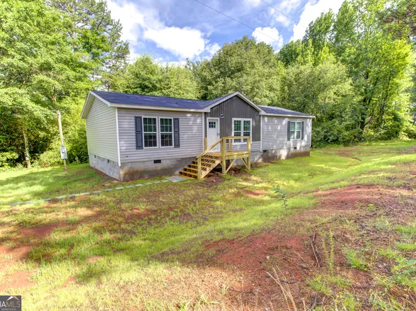 102 Grayhill Dr, Homer, GA 30547
