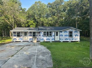 156 Diamond Ln, Midway, GA 31320