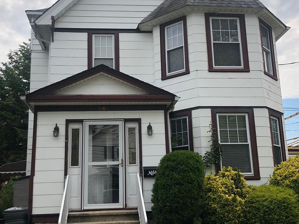 1st image of 261 Deems Ave