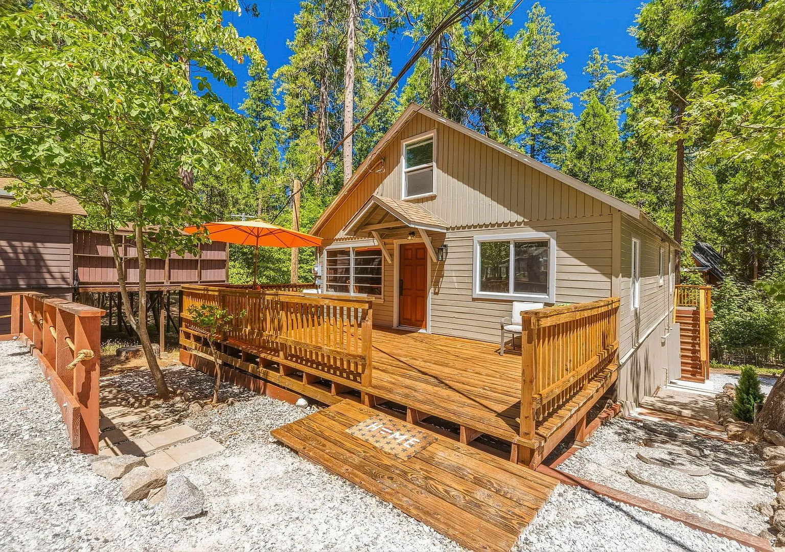 Fully Furnished 4-Bedroom Home with Twain Harte Lake Access — Photo 1