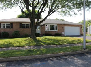 1004 Brookfield Cir, Quakertown, PA 18951
