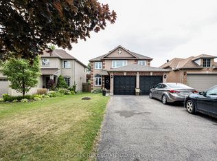 1113 Gossamer Dr, Pickering, ON L1X2T7