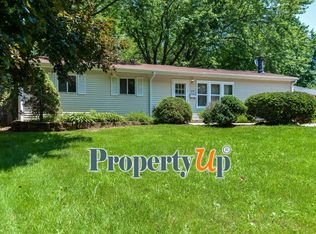 679 Crescent Ter, Wauconda, IL 60084