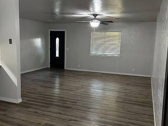 3rd image of 212 Vona St