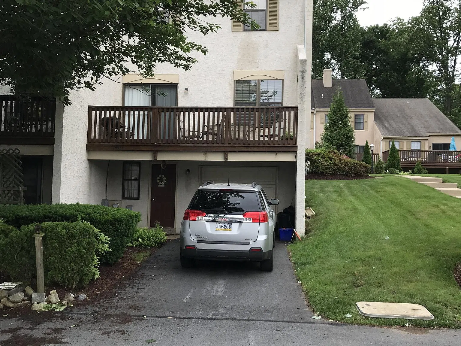 4 bed, 2.5 bath, 2000 sqft, $2,950 — Photo 3