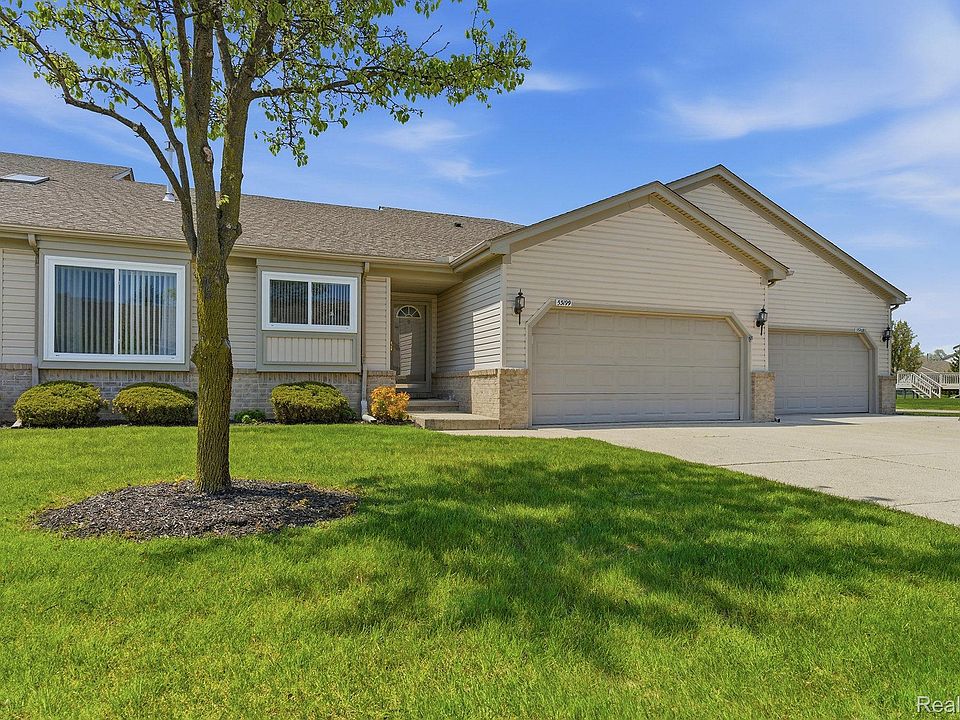 1st image of 53199 Pineridge Dr