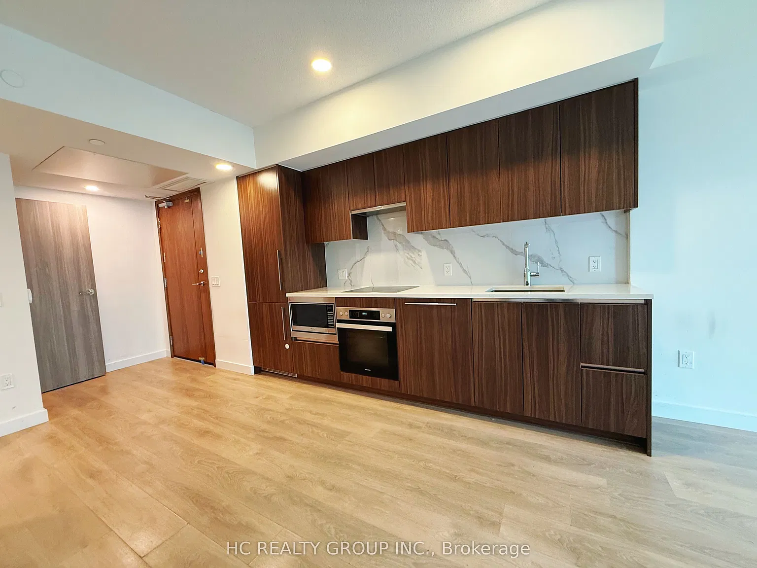 2 bed, $2,450 — Photo 3