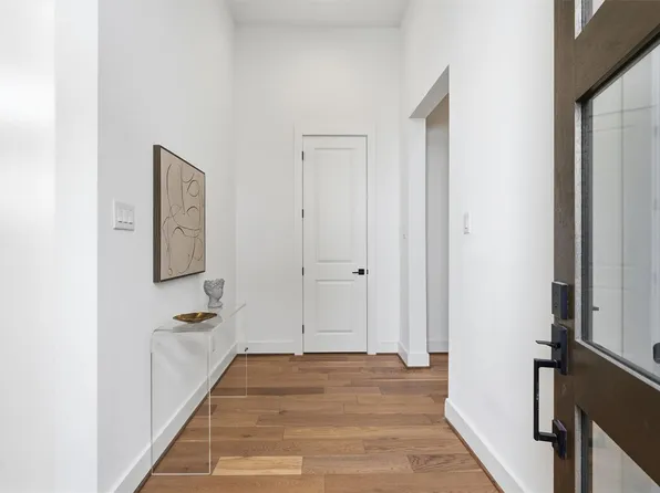 938 Alexander St, Houston, TX 77008