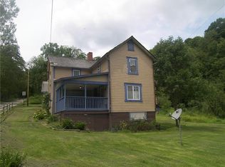 1536 Sugar Loaf Rd, Confluence, PA 15424