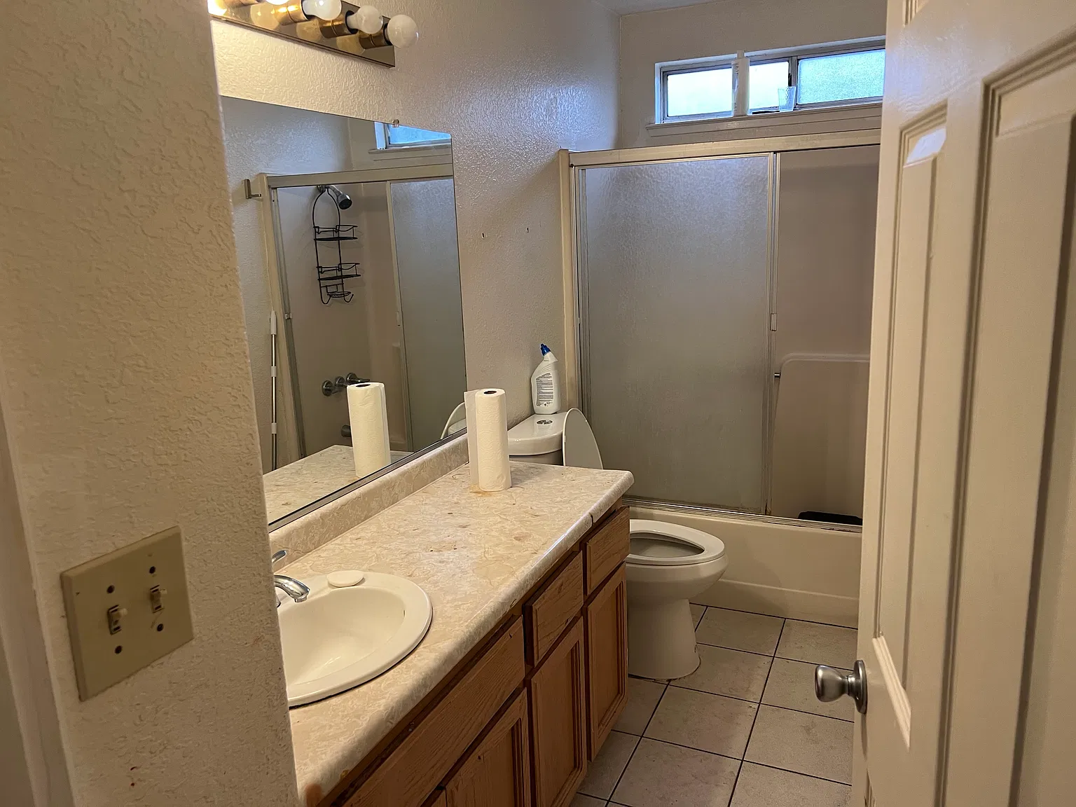 3 bed, 1737 sqft, $2,499 — Photo 4