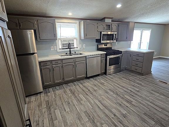 Kitchen with appliances