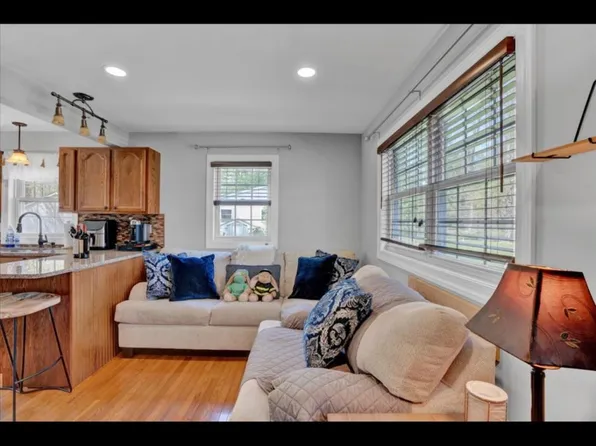 149 Alger Ave, Tannersville, PA 18372