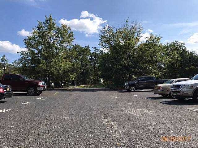 2nd image of 4840 Bayberry Pl
