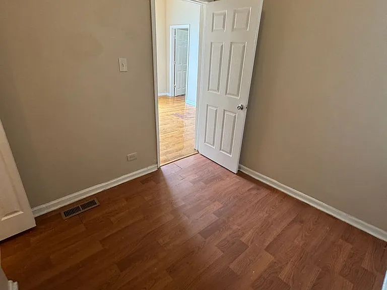 5932 S Morgan St — Photo 18