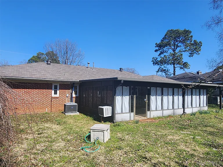 2814 Ashley Ave — Photo 49