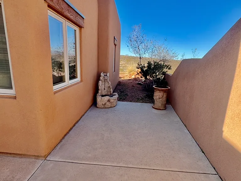 3369 S 1100 W — Photo 37