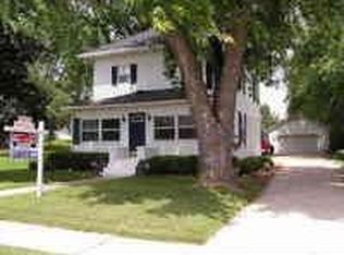 806 Main St, Brownsville, WI 53006