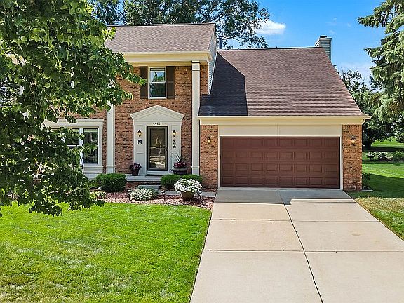 3rd image of 44651 Mansfield Dr