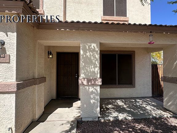 5th image of 15932 W Crocus Dr