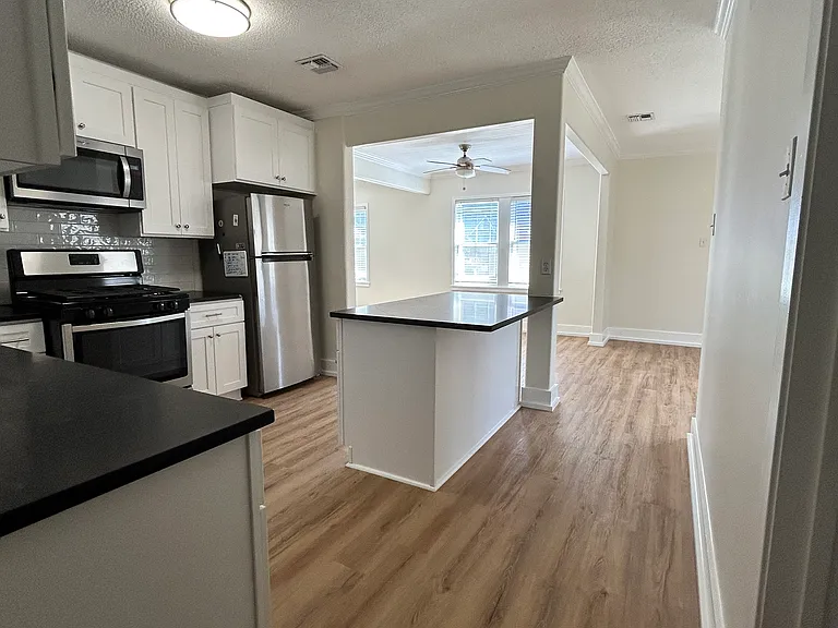 524 Cedar Crest Ct — Photo 9