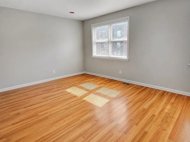 225 Clinton St #3 — Photo 3
