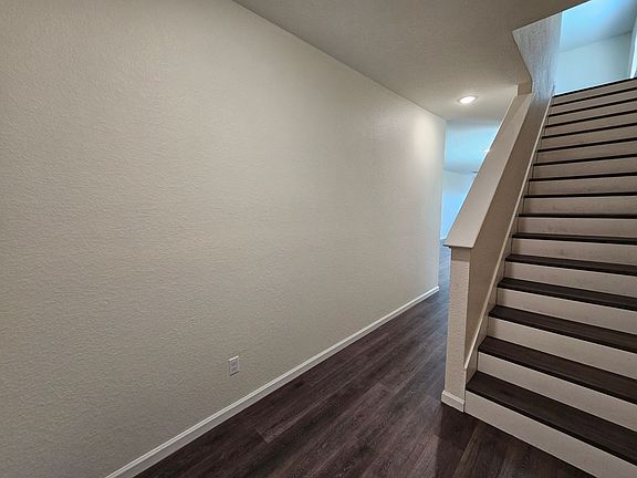 3rd image of 6427 Bishop Dr